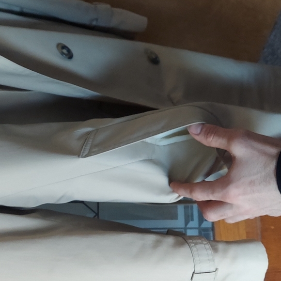 Trenchcoat Raincoat - Picture 10 of 14